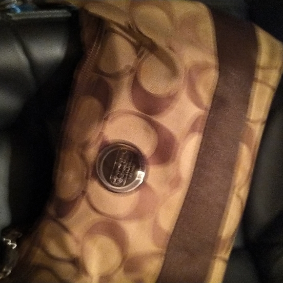 Coach bag. - Picture 4 of 4